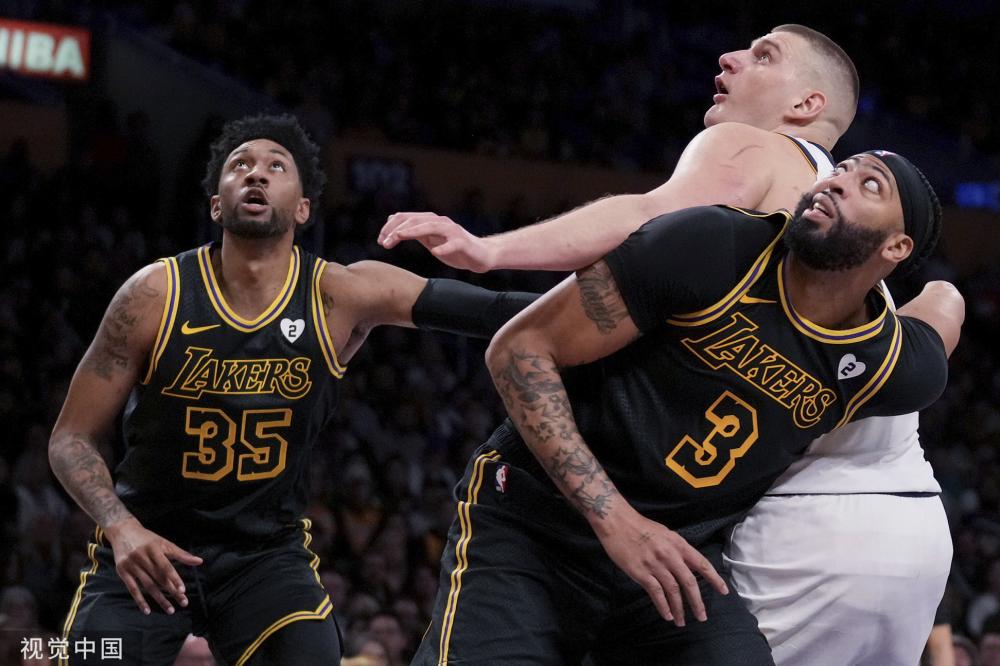 突破对方的 突破对方的